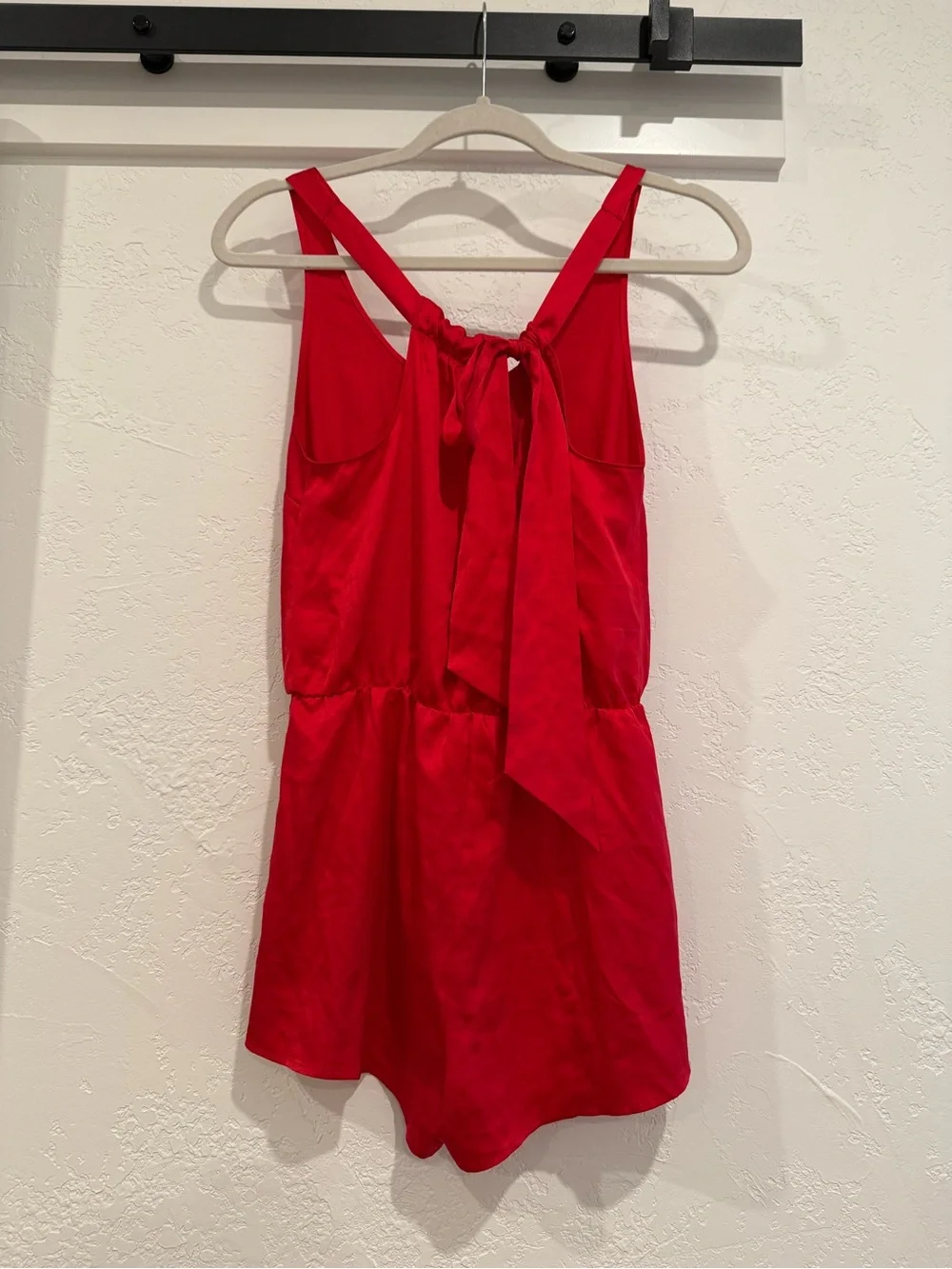 Victoria's Secret Red Satin Sleeveless Romper SiZE XS